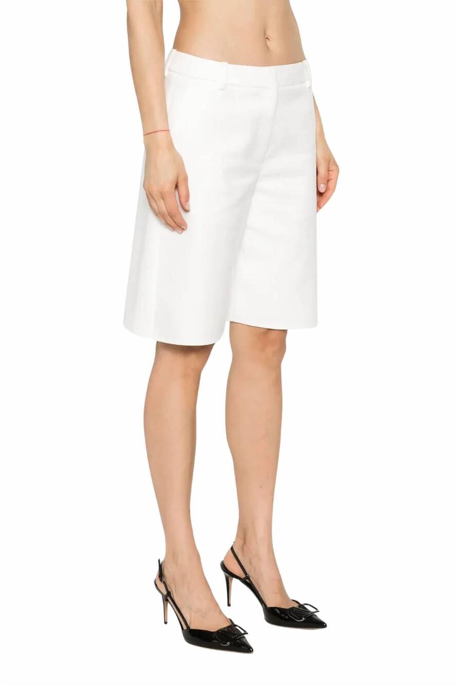 NEW VALENTINO GARAVANI twill knee length shorts in bianco